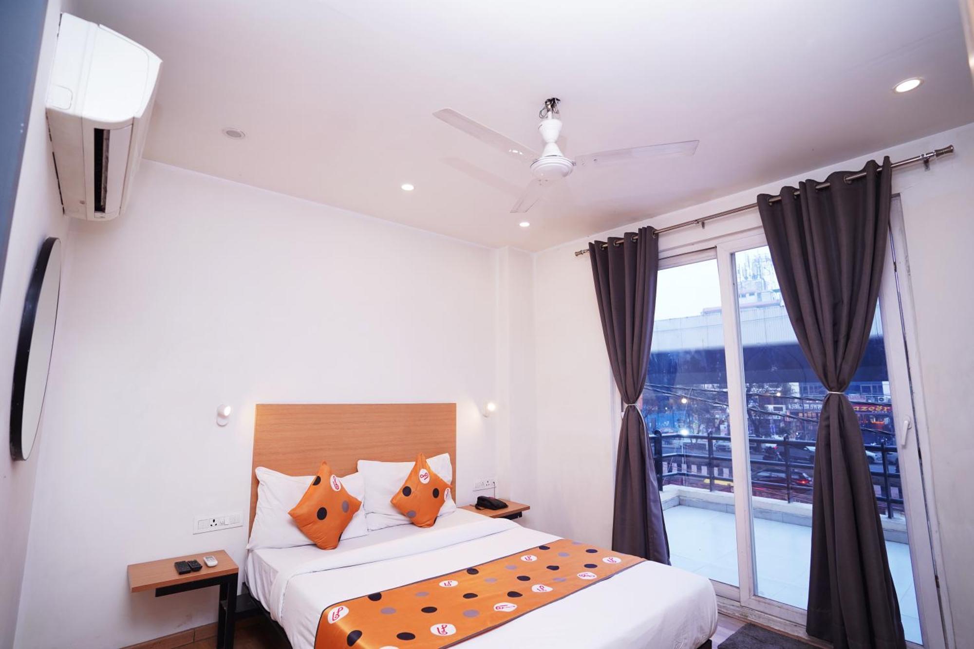 Hotel Mira Residency- Outer Ring Road, Paschim Vihar Delhi  Dış mekan fotoğraf